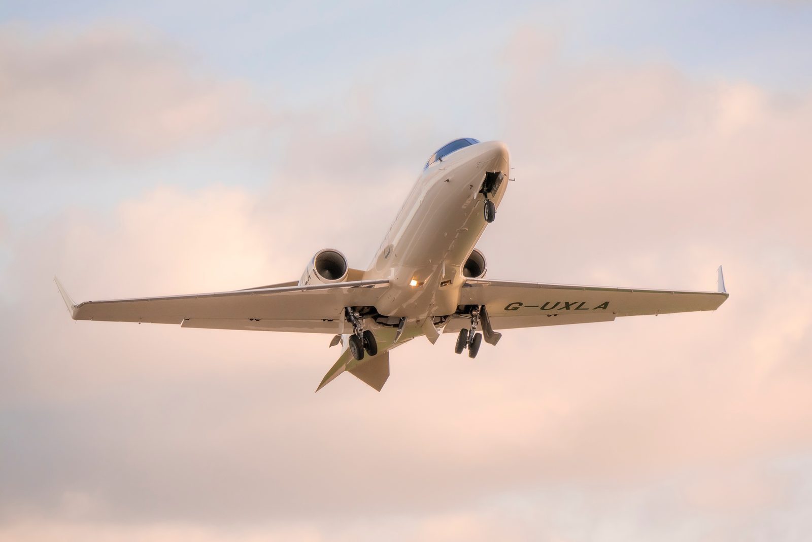 Learjet 40