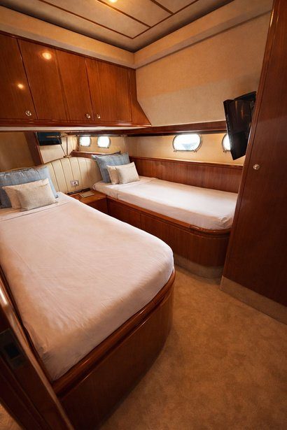 Ferretti 680